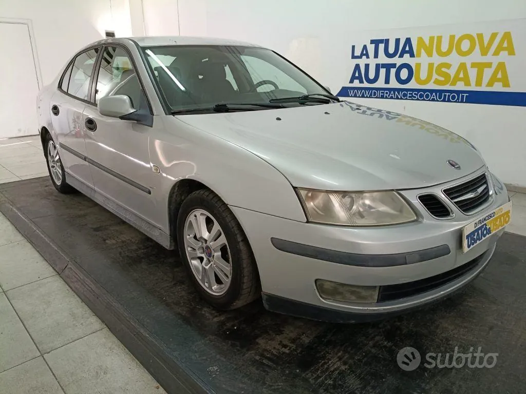 Saab 9-3 2005 photo 2