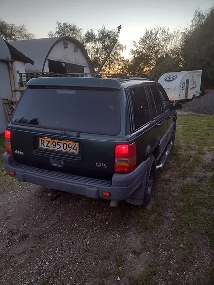 Jeep Grand Cherokee 1997 photo 3