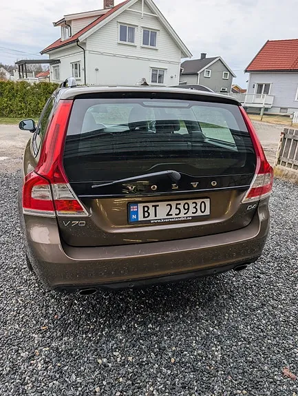 Volvo V70 2016 photo 2