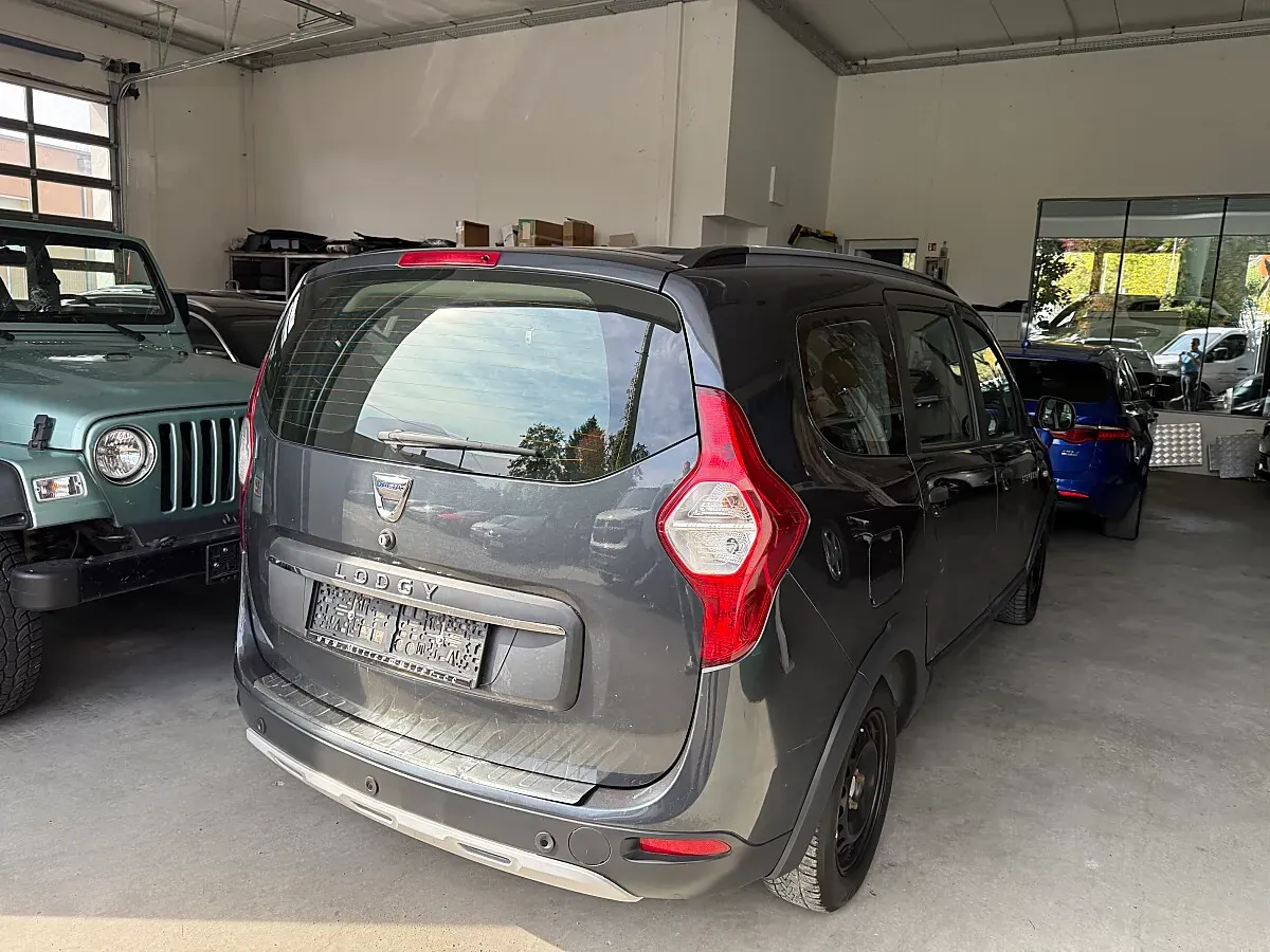 Dacia Lodgy 2018 photo 2