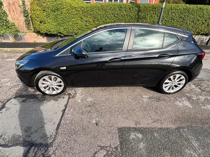 Vauxhall Astra 2016 photo 2