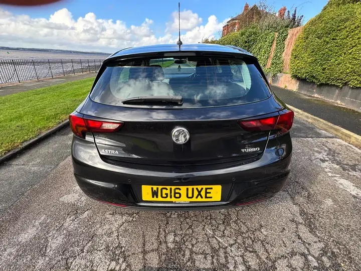 Vauxhall Astra 2016 photo 3
