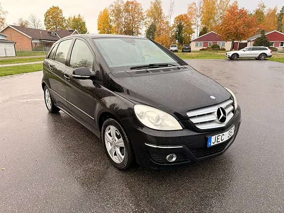 Mercedes-Benz B170 2009 photo 2