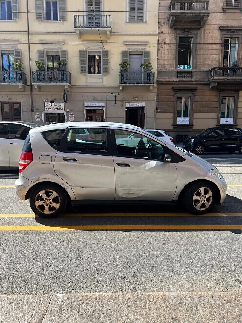 Mercedes-Benz A