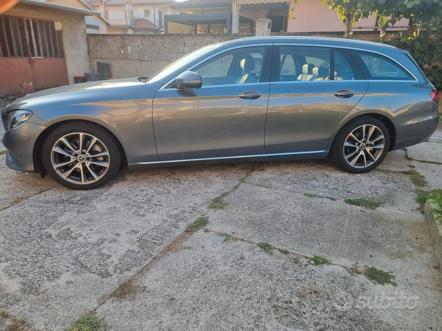 Mercedes-Benz E 220D 2017 photo 3