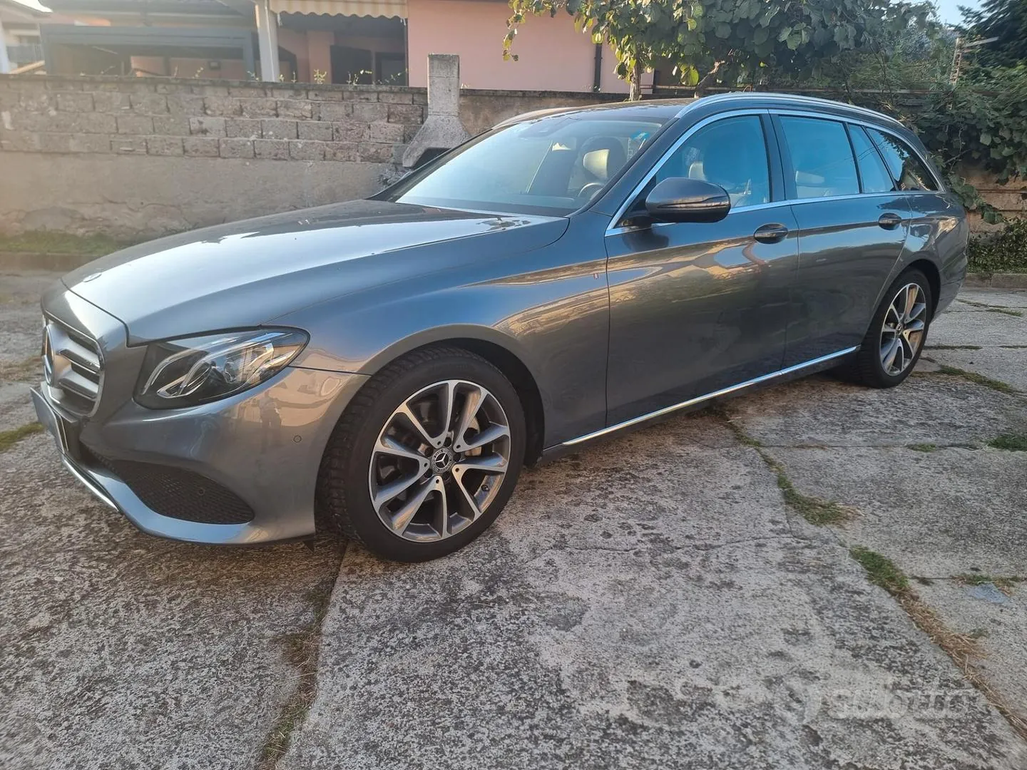 Mercedes-Benz E 220D 2017 photo 2
