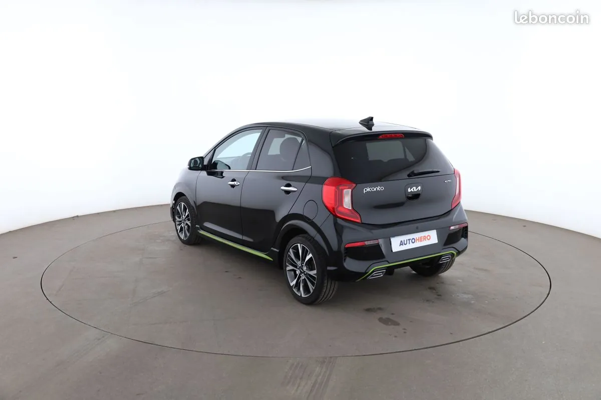 Kia Picanto 2023 photo 2