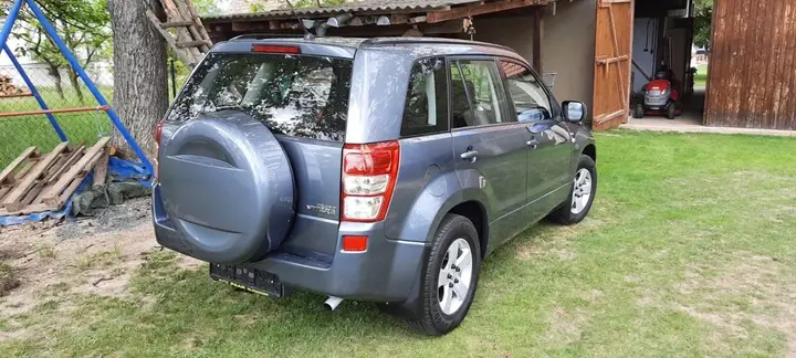 Suzuki Vitara 2006 photo 2