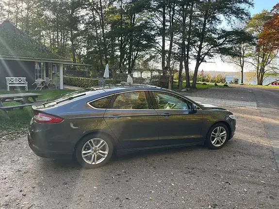 Ford Mondeo 2015 photo 5