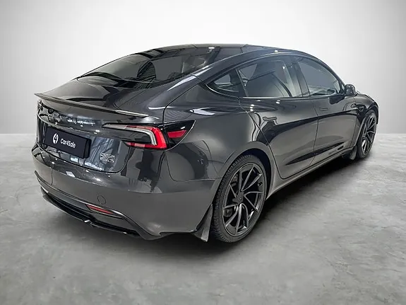Tesla Model 3 2025 photo 5