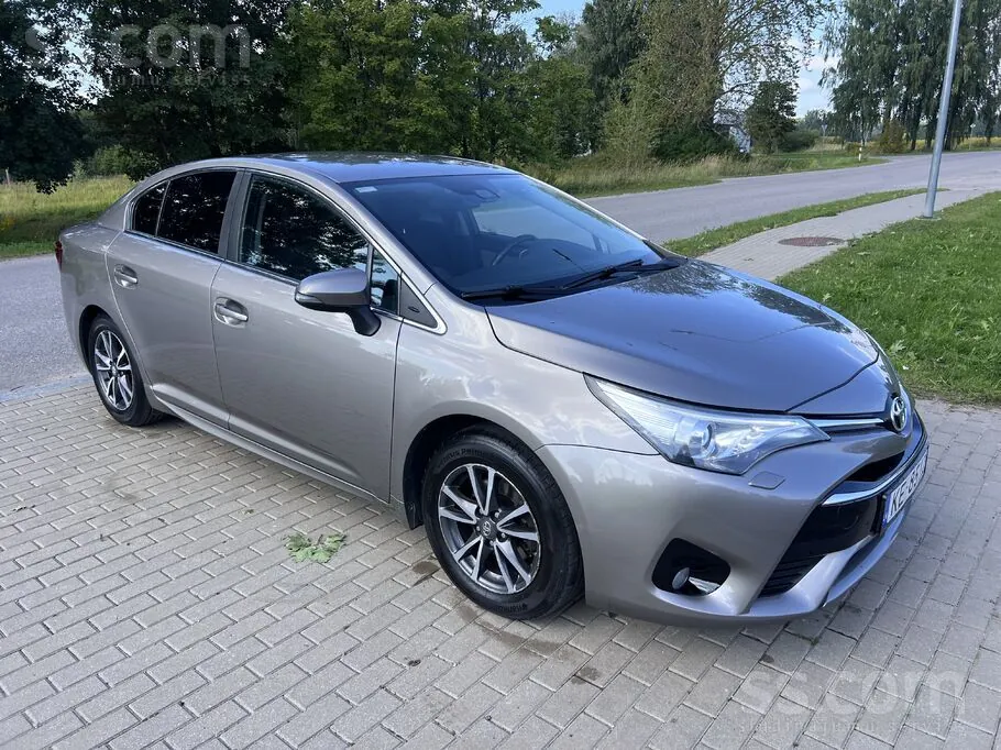 Toyota Avensis 2015 photo 3