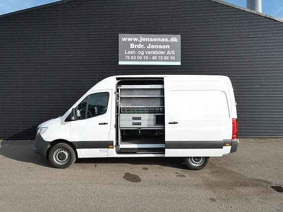 Mercedes-Benz Sprinter 317