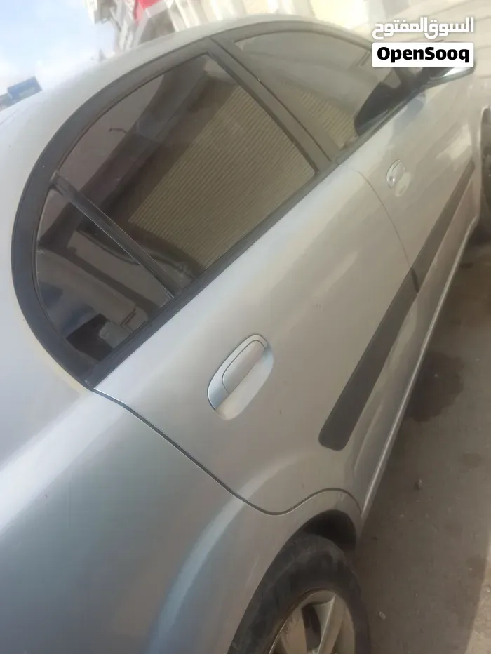 Kia Rio 2009 photo 3