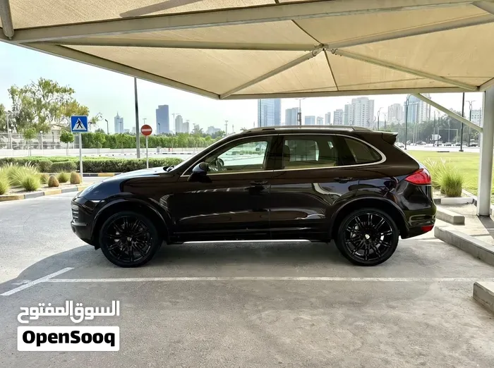 Porsche Cayenne 2012 photo 4