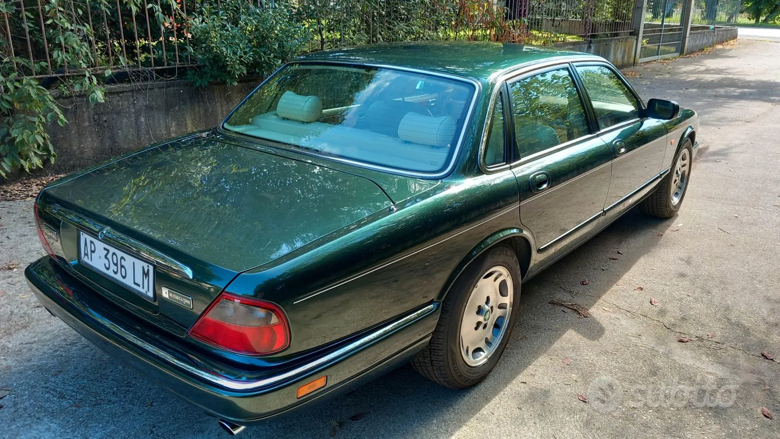 Jaguar Xj6 1997 photo 3