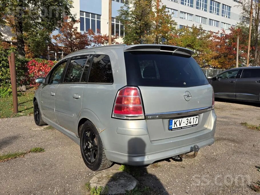 Opel Zafira 2007 photo 2