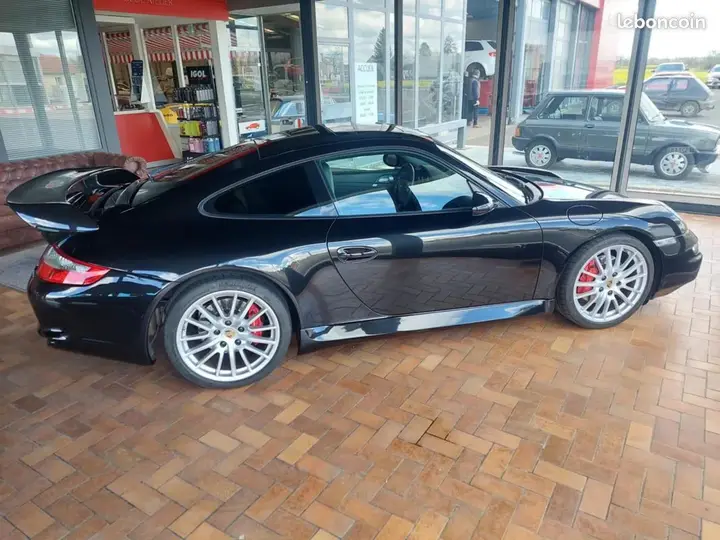Porsche 911 2005 photo 2