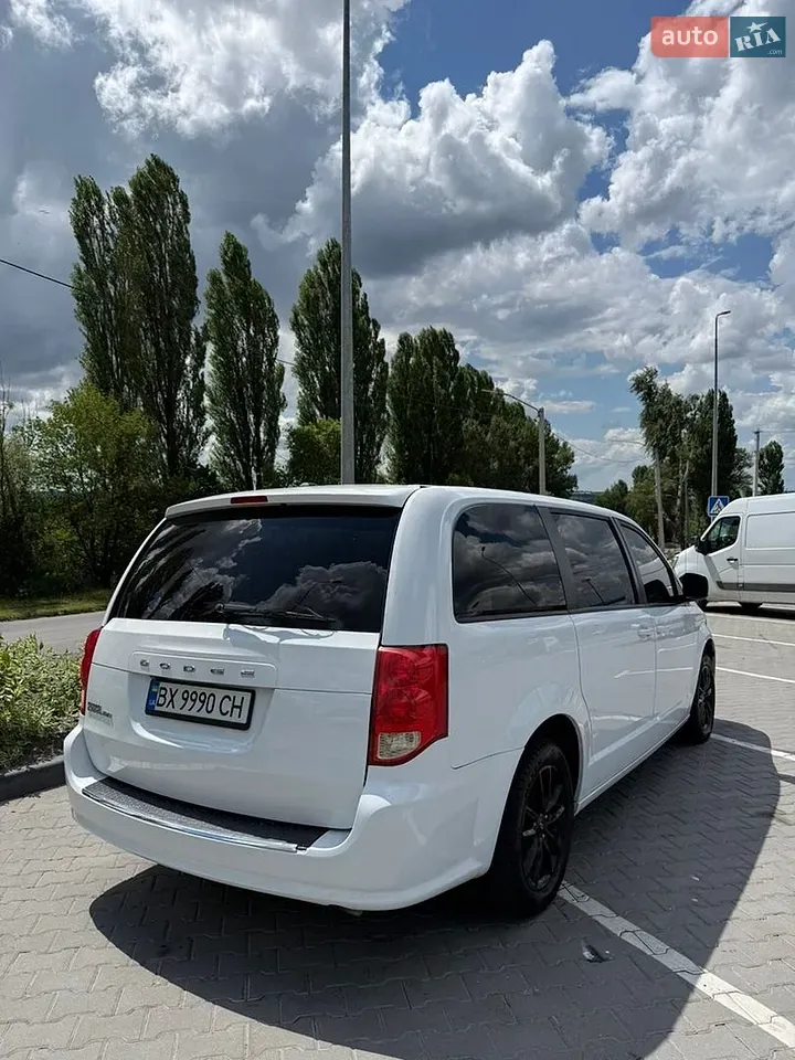 Dodge Grand Caravan 2020 photo 4