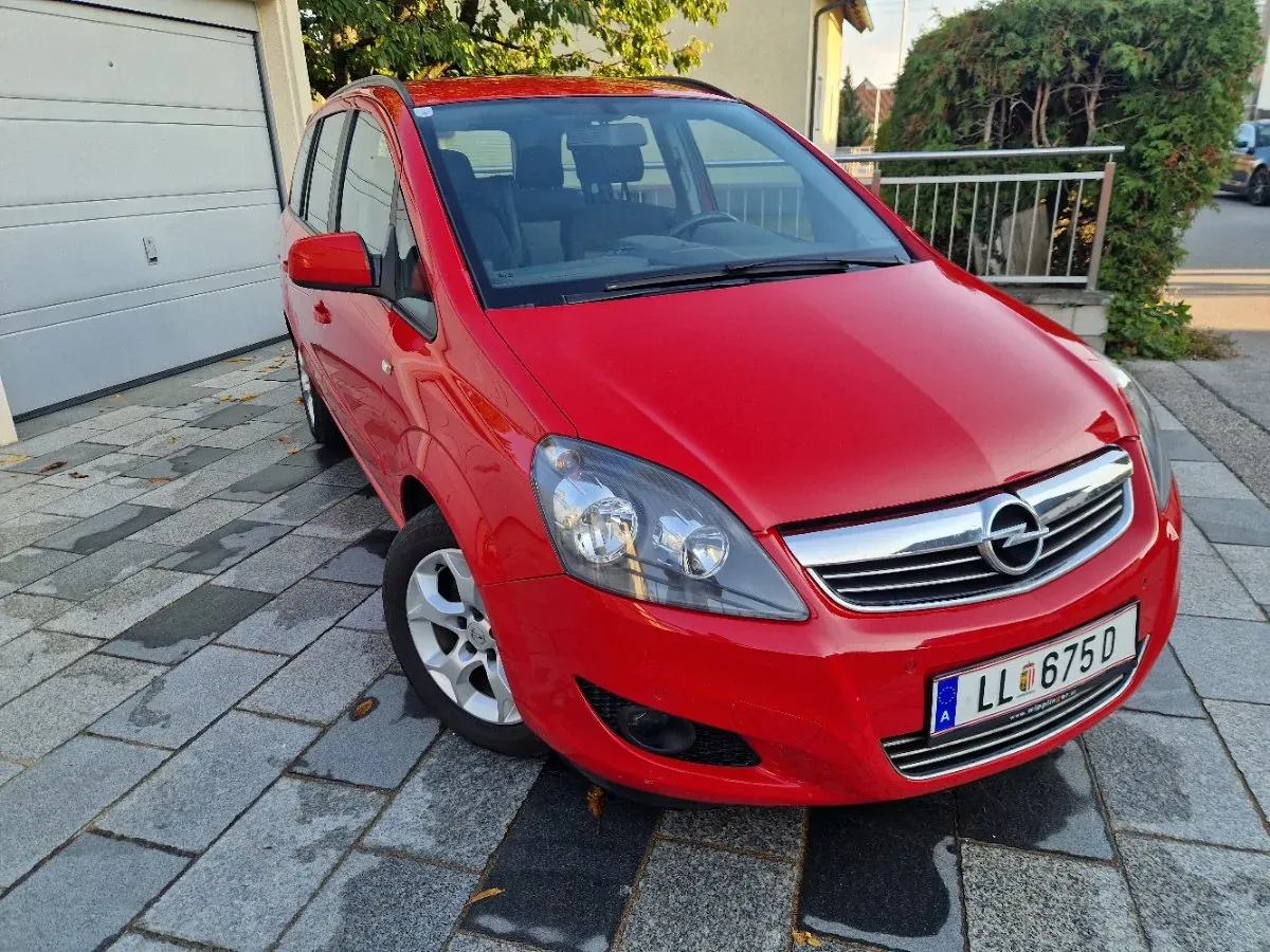 Opel Zafira 2012 photo 3