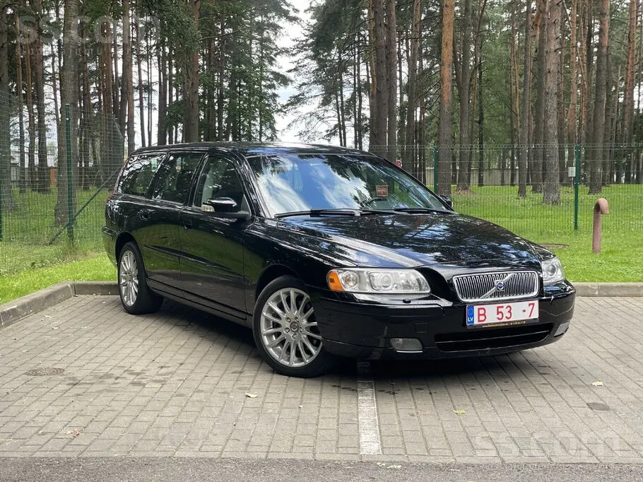 Volvo V70 2007 photo 2