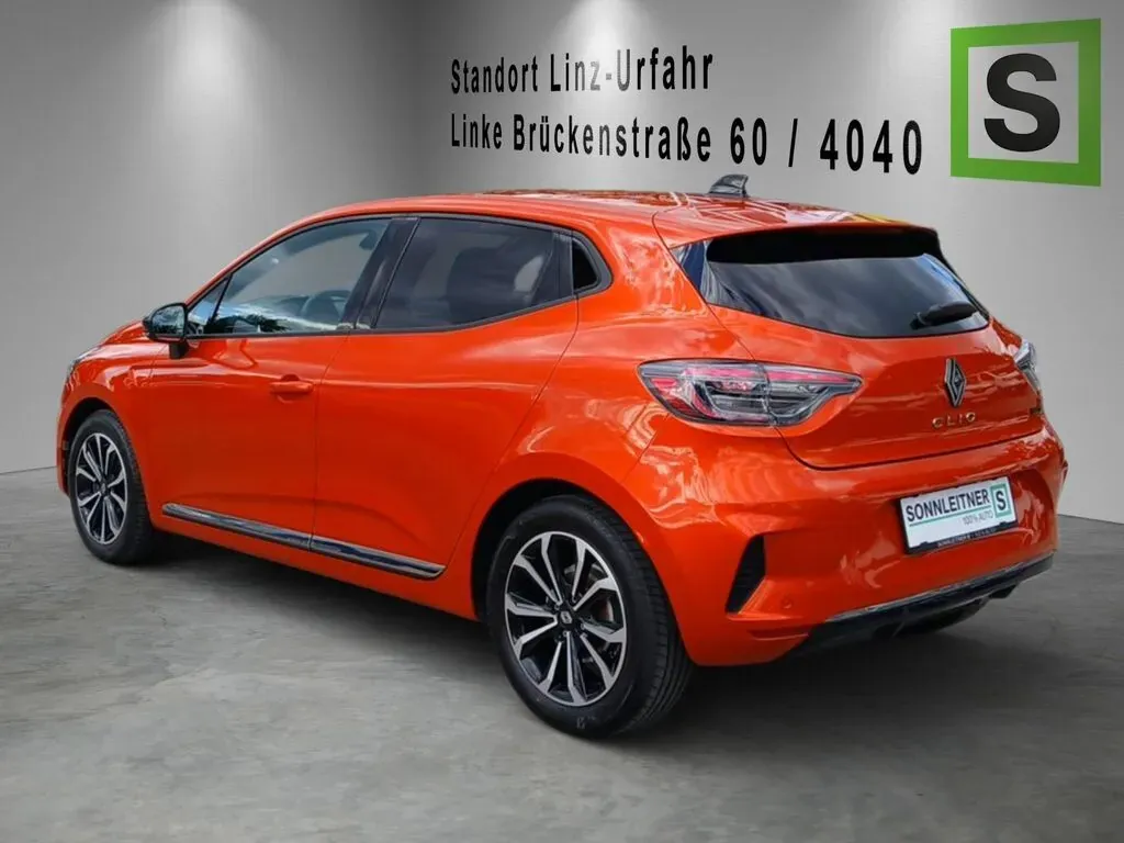 Renault Clio 2024 photo 2