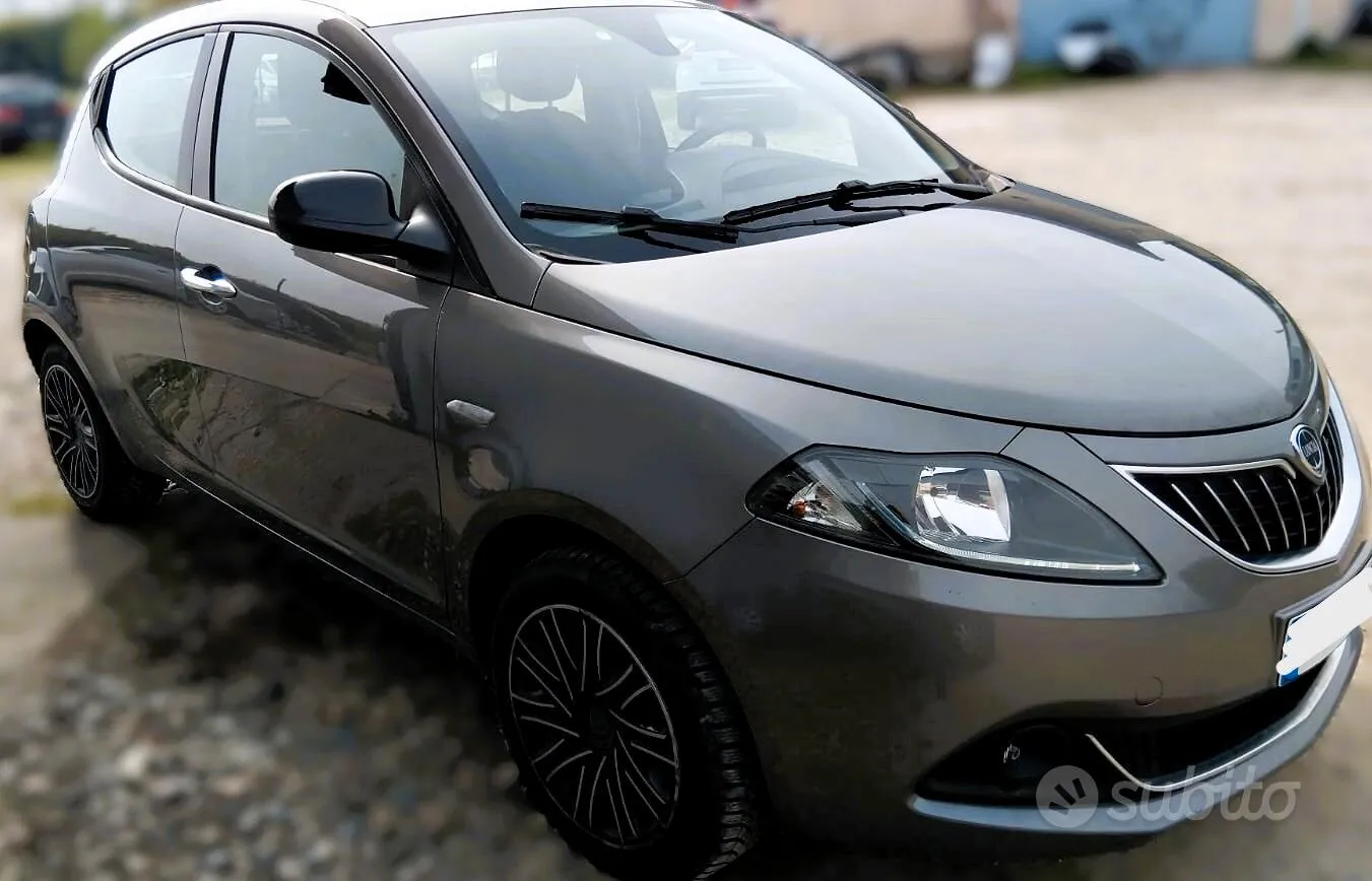 Lancia Ypsilon 2023 photo 4
