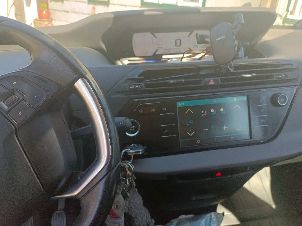 Citroen C4 Picasso 2017 photo 3