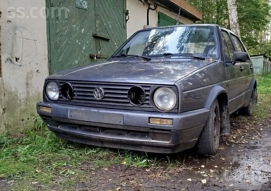 Volkswagen Golf 2