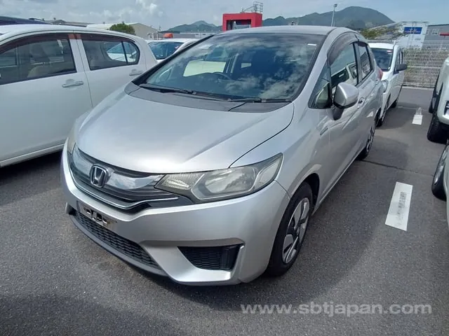 Honda Fit 2016 photo 2