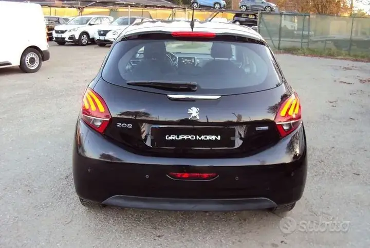 Peugeot 208 2015 photo 4