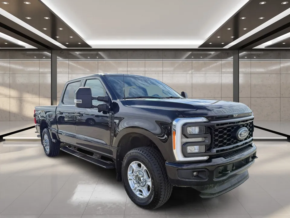 Ford Super Duty F-250 2023 photo 2