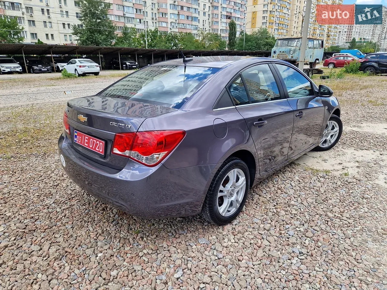 Chevrolet Cruze 2011 photo 4