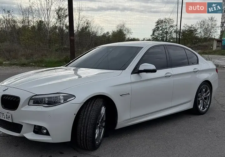 BMW 5 Series 2013 photo 4