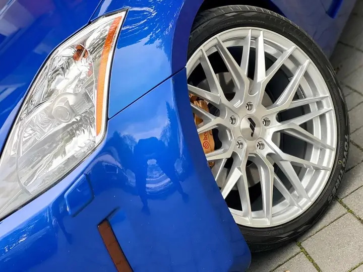 Nissan 350 Z 2005 photo 2