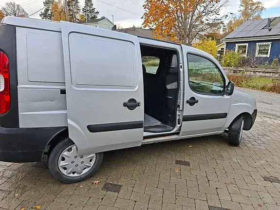 Fiat Doblo 2009 photo 5
