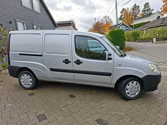 Fiat Doblo 2009 photo 3