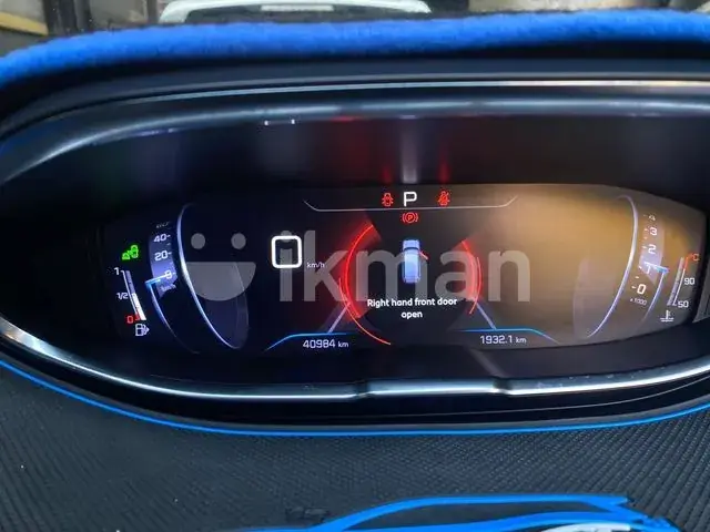 Peugeot 5008 2019 photo 3