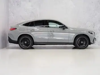 Mercedes-Benz Glc 300 2026 photo 4