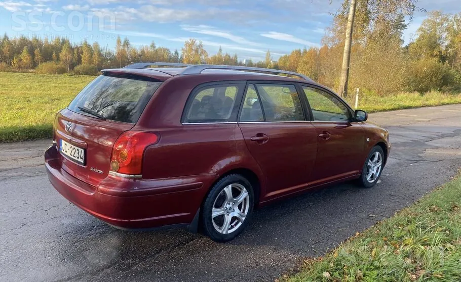 Toyota Avensis 2005 photo 4