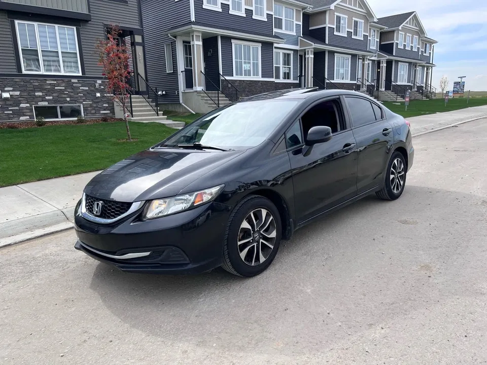 Honda Civic 2013 photo 2