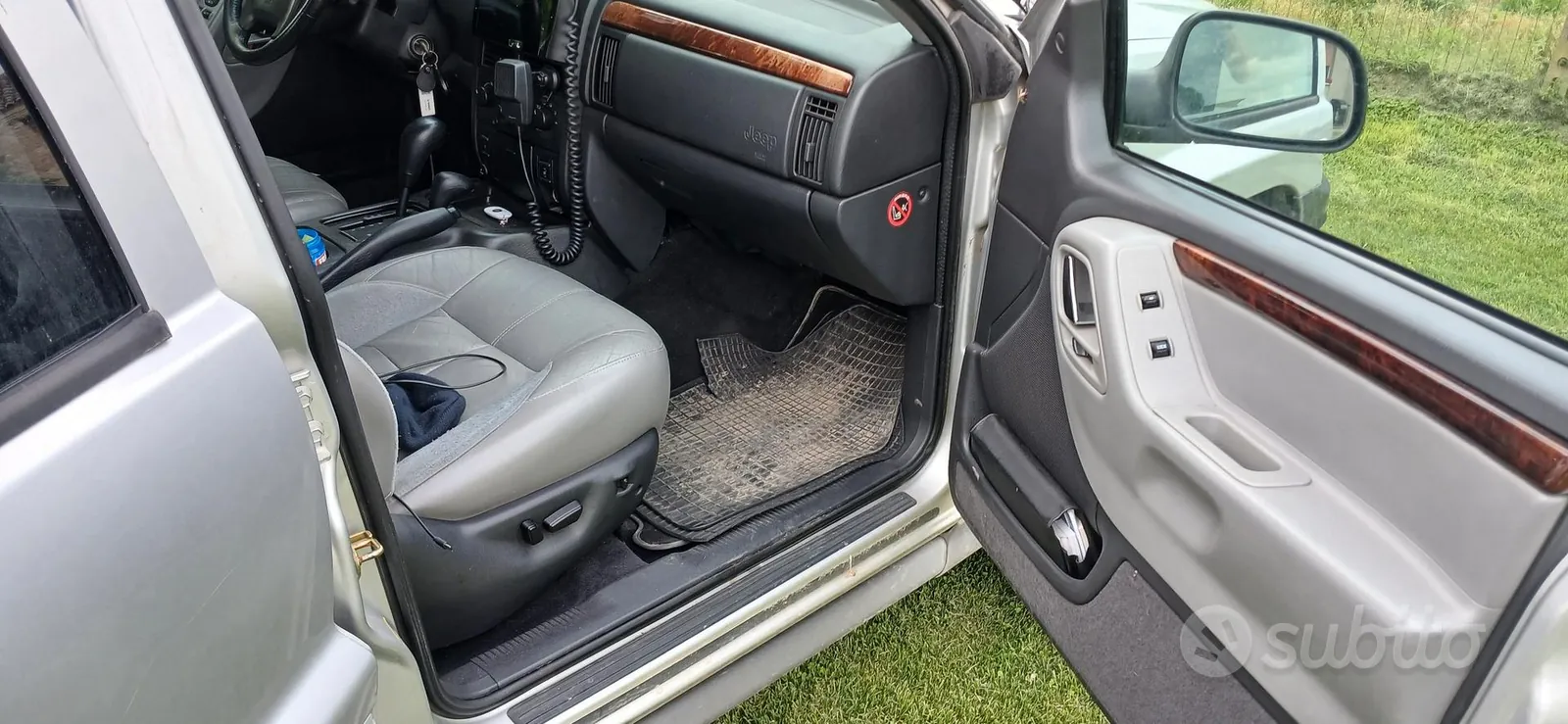 Jeep Grand Cherokee 2004 photo 3