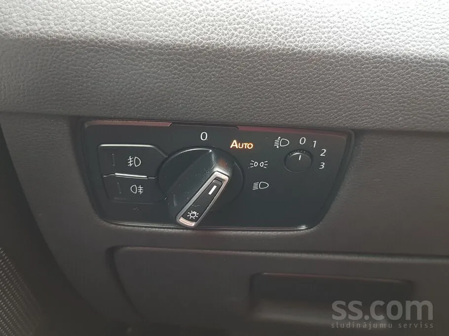 Volkswagen Passat 2017 photo 5