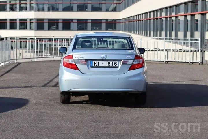 Honda Civic 2012 photo 5