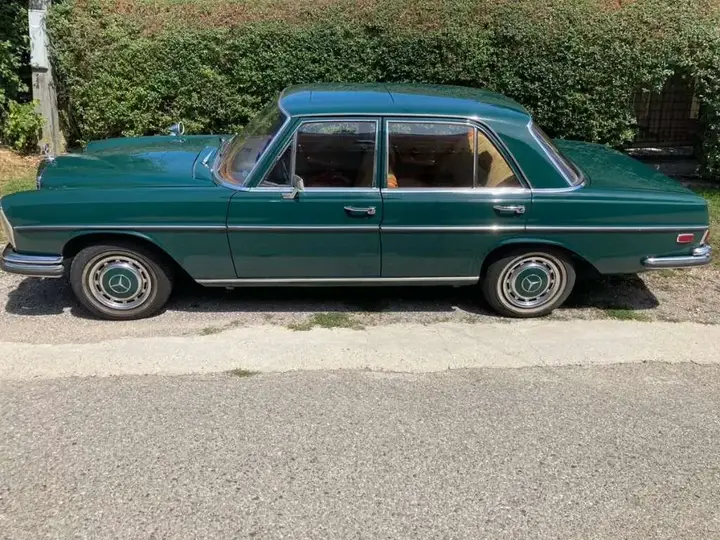 Mercedes-Benz S-Class 1968 photo 2