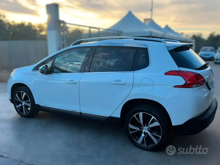Peugeot 2008 2014 photo 4