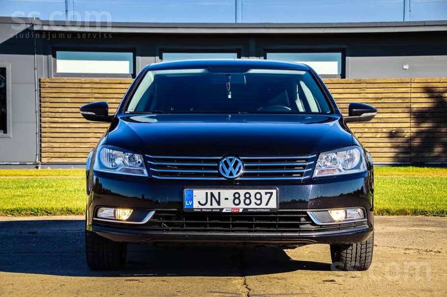 Volkswagen Passat B7 2014 photo 2