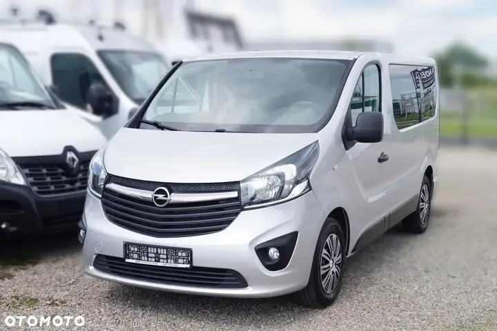 Opel Vivaro 2015 photo 3