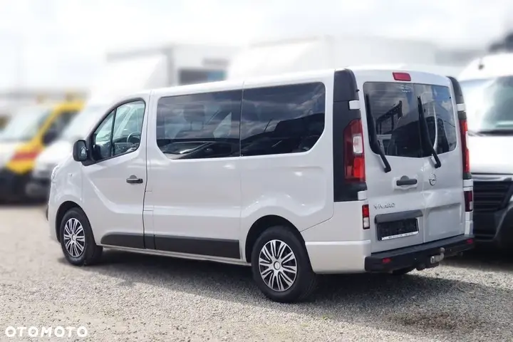 Opel Vivaro 2015 photo 5