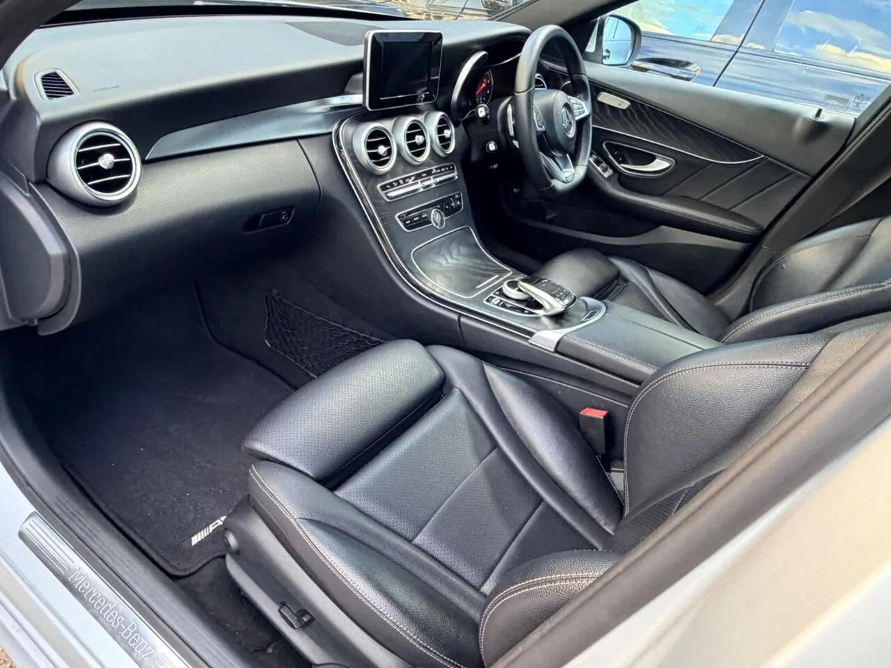 Mercedes-Benz C-Class 2017 photo 2