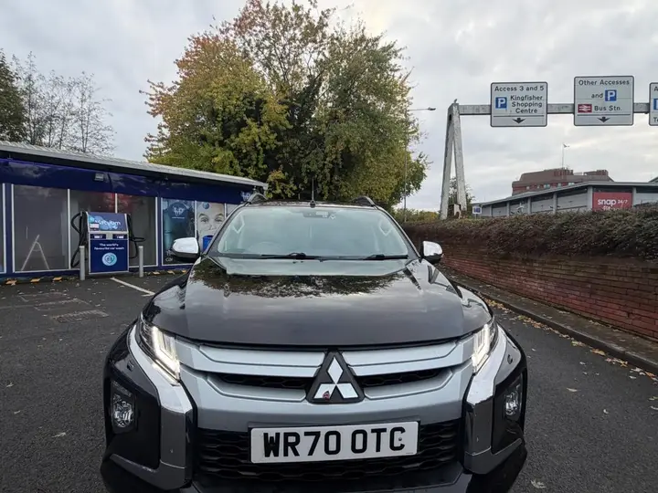 Mitsubishi L200